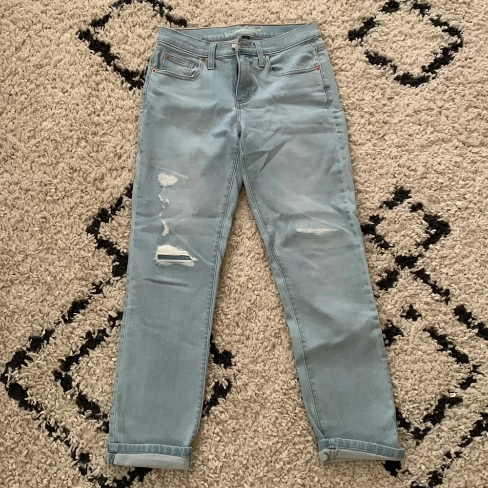 Universal Thread Girlfriend Mom Jeans - Picture 1 of 6